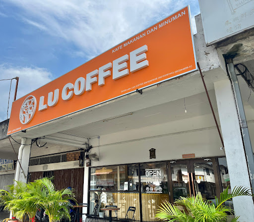 Lu Coffee Taman Soga