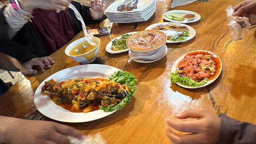 Plaina Cafe and Restaurant