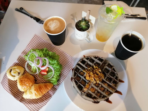 42 House Cafe