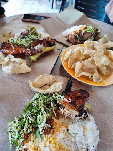 Lieniey Nasi Kerabu Tumis
