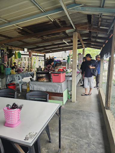Warung Kak Dah Sarapan Pagi