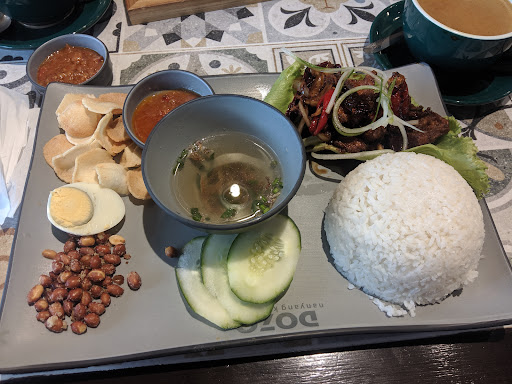 Dojo Nanyang Kopi House (Singgahmata Point)