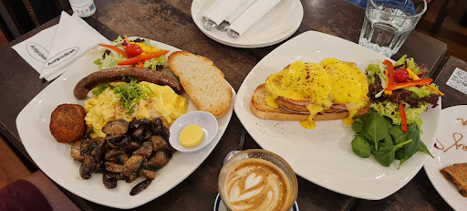 Antipodean @ Atria