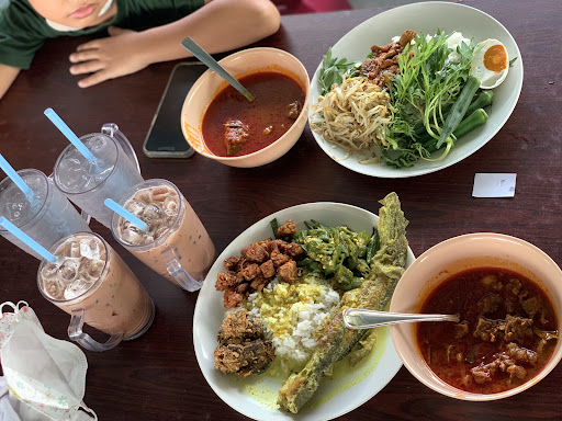 Selera Kampung & Ikan Bakar Bukit Rambai