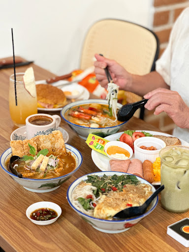 J.B. Breakfast & Toast Cafe