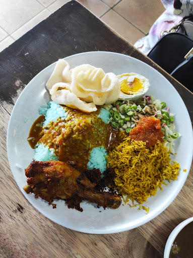 Sarapan Terbaik di Papar: Nikmati Hidangan Pagi yang Memikat Selera